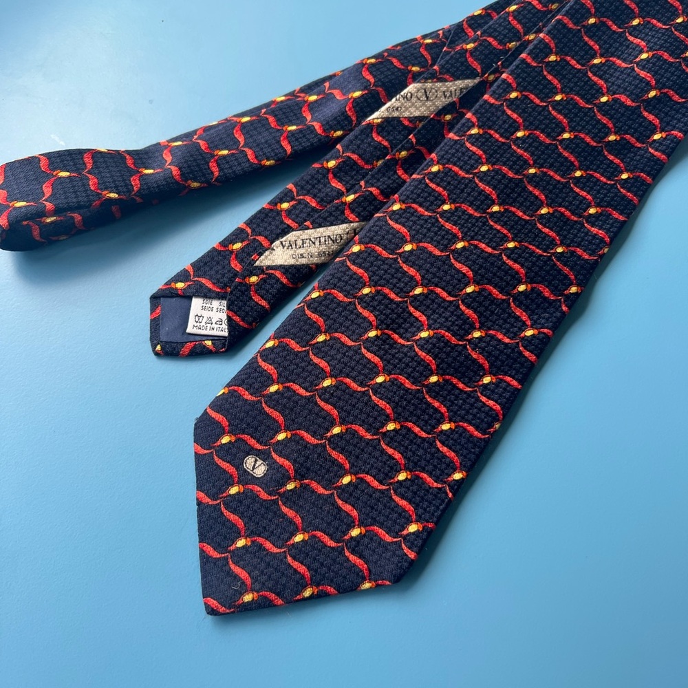 VALENTINO 100% Silk Tie